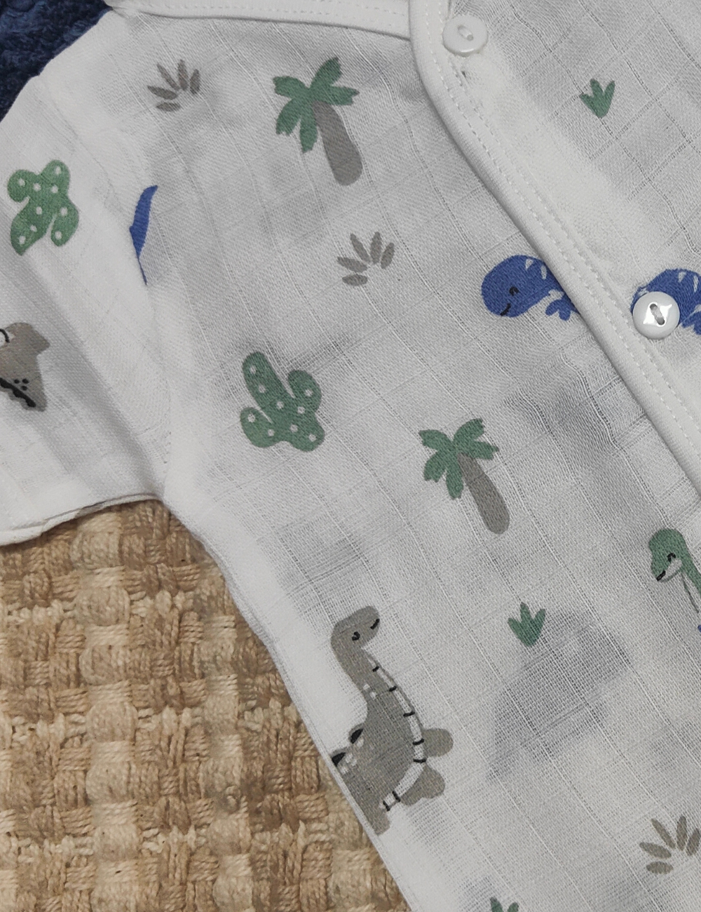 Soft Organic Cotton baby Jabla – Half sleeves, Dinosaur print