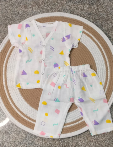 Organic Cotton Muslin Jabla & Pant Set – Ultra-Soft, Chemical-Free Comfort for Newborns (Unisex)