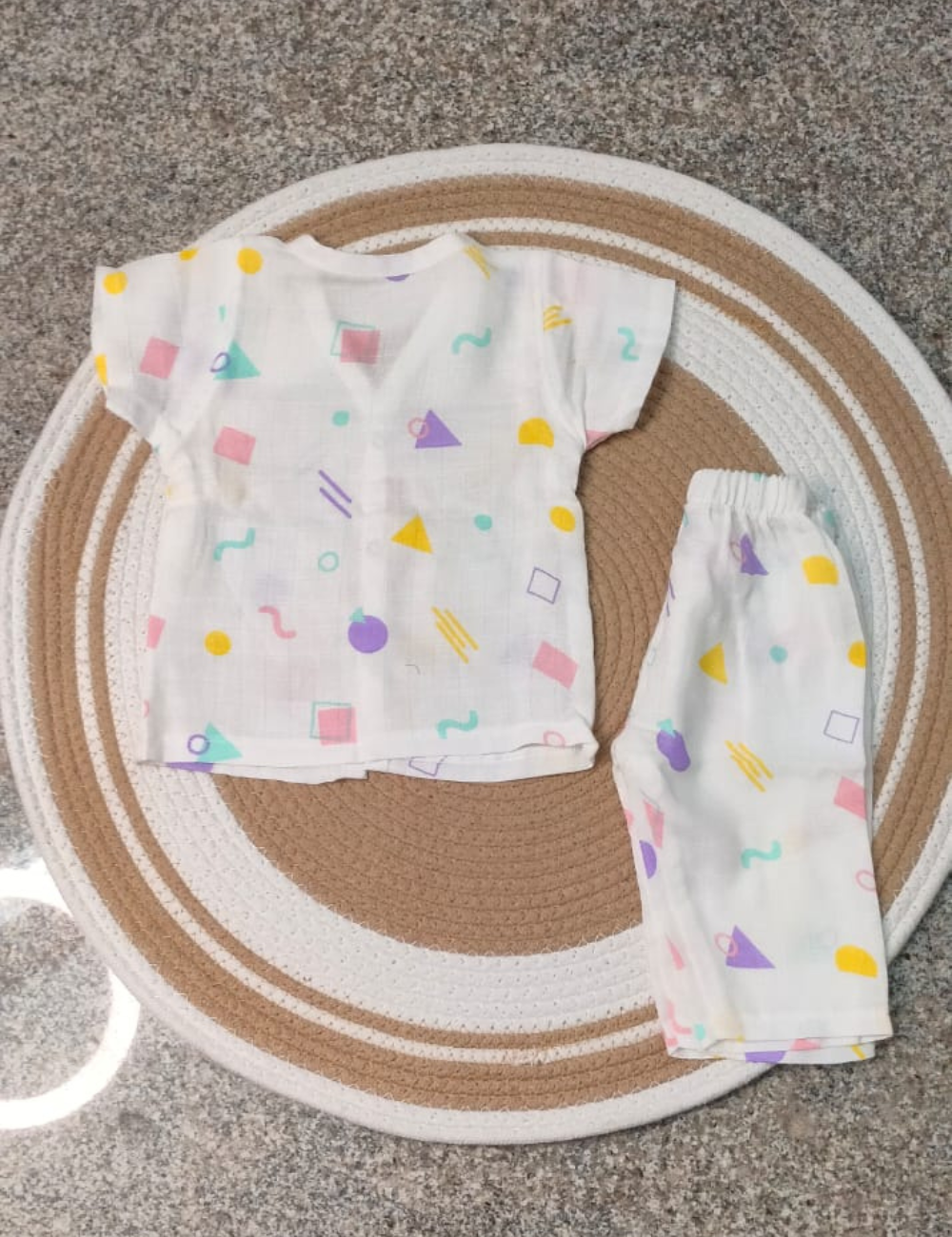 Organic Cotton Muslin Jabla & Pant Set – Ultra-Soft, Chemical-Free Comfort for Newborns (Unisex)