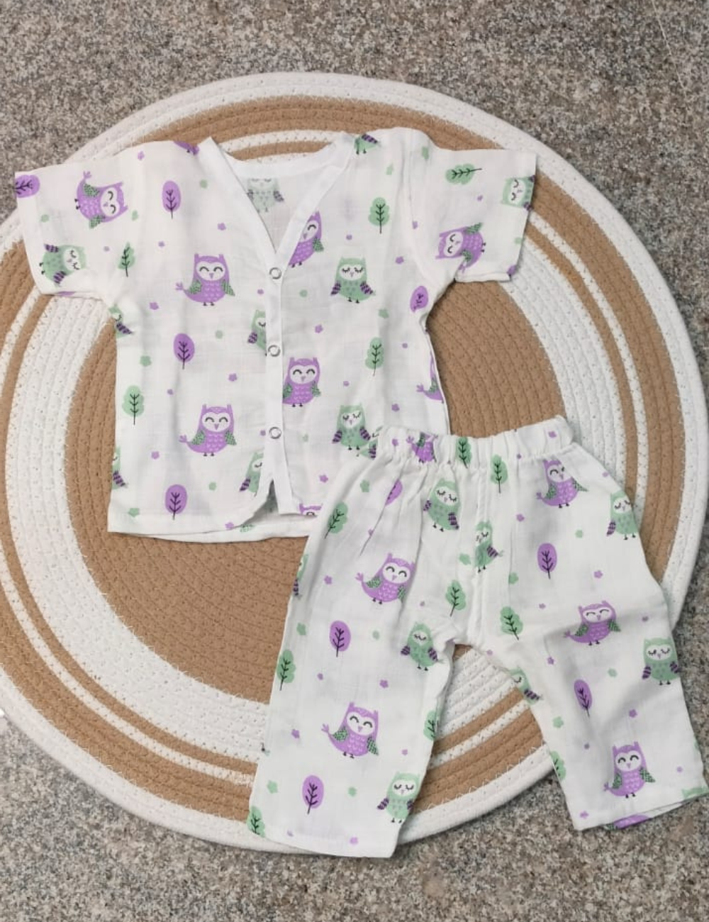 Organic Cotton Muslin Jabla &amp; Pant Set – Ultra-Soft, Chemical-Free Comfort for Newborns (Unisex)